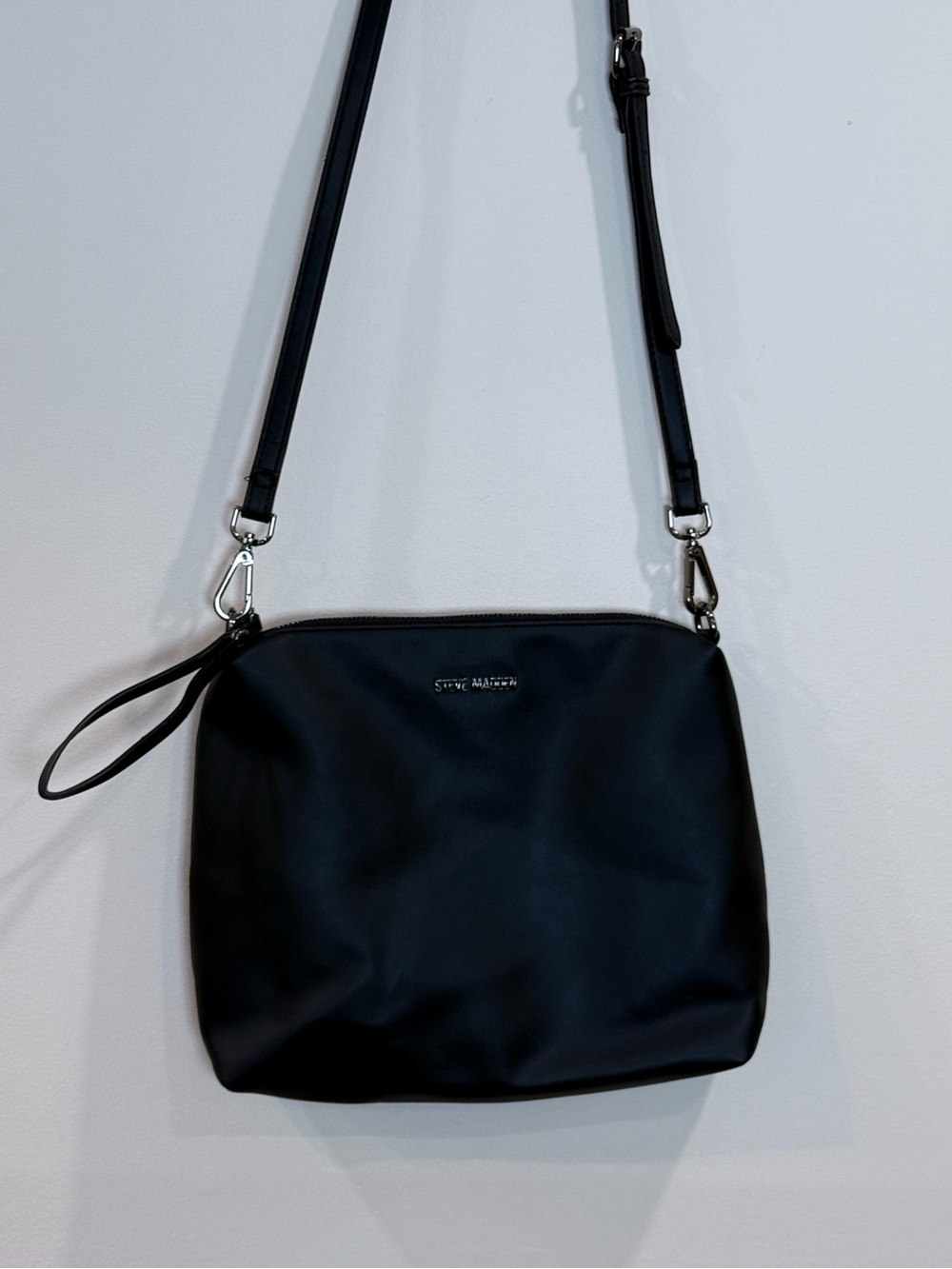 🔥Steve Madden Black Crossbody Wristlet Bag EC🔥